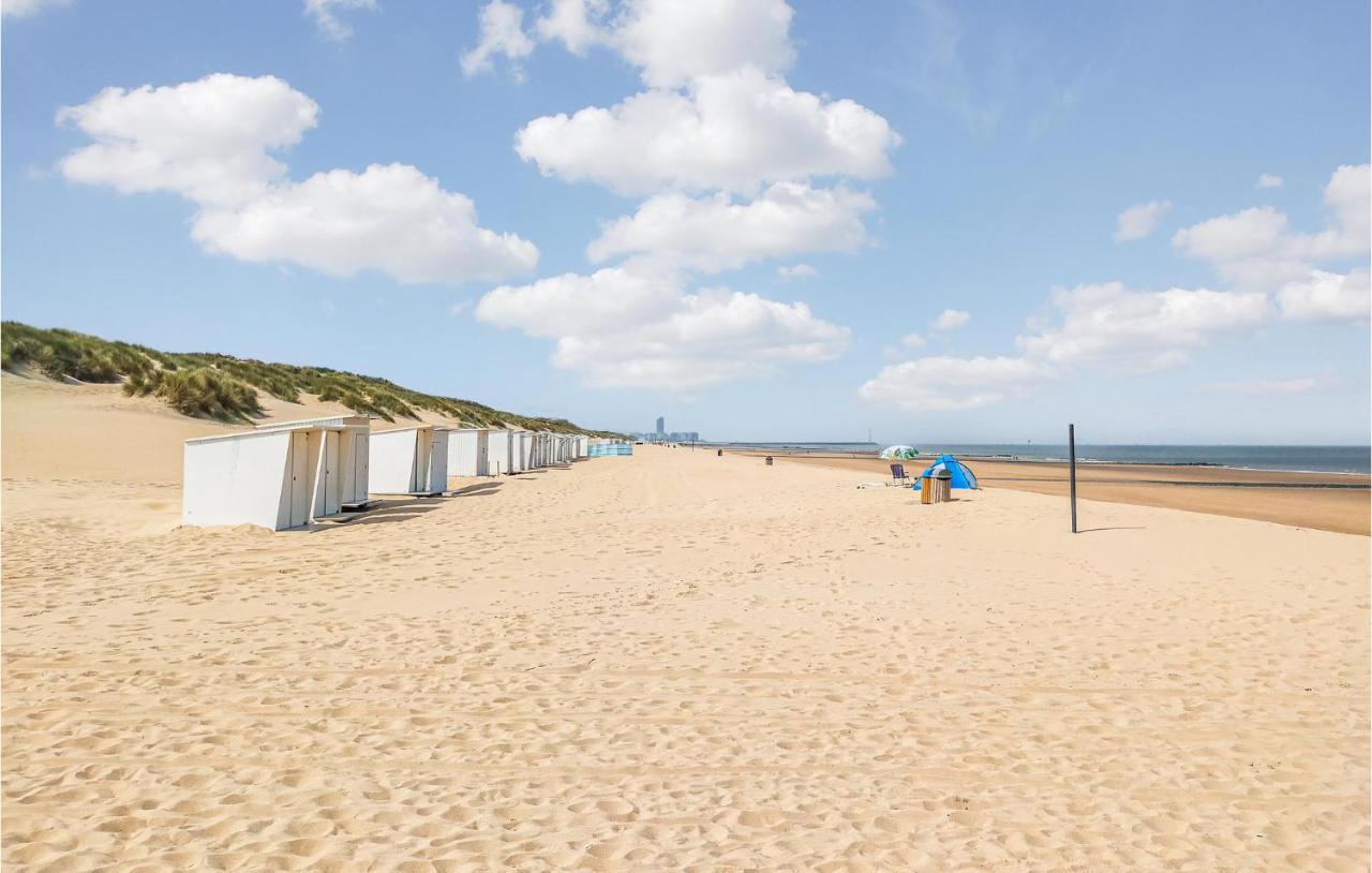 Nice Apartment In Bredene With Kitchen Buitenkant foto